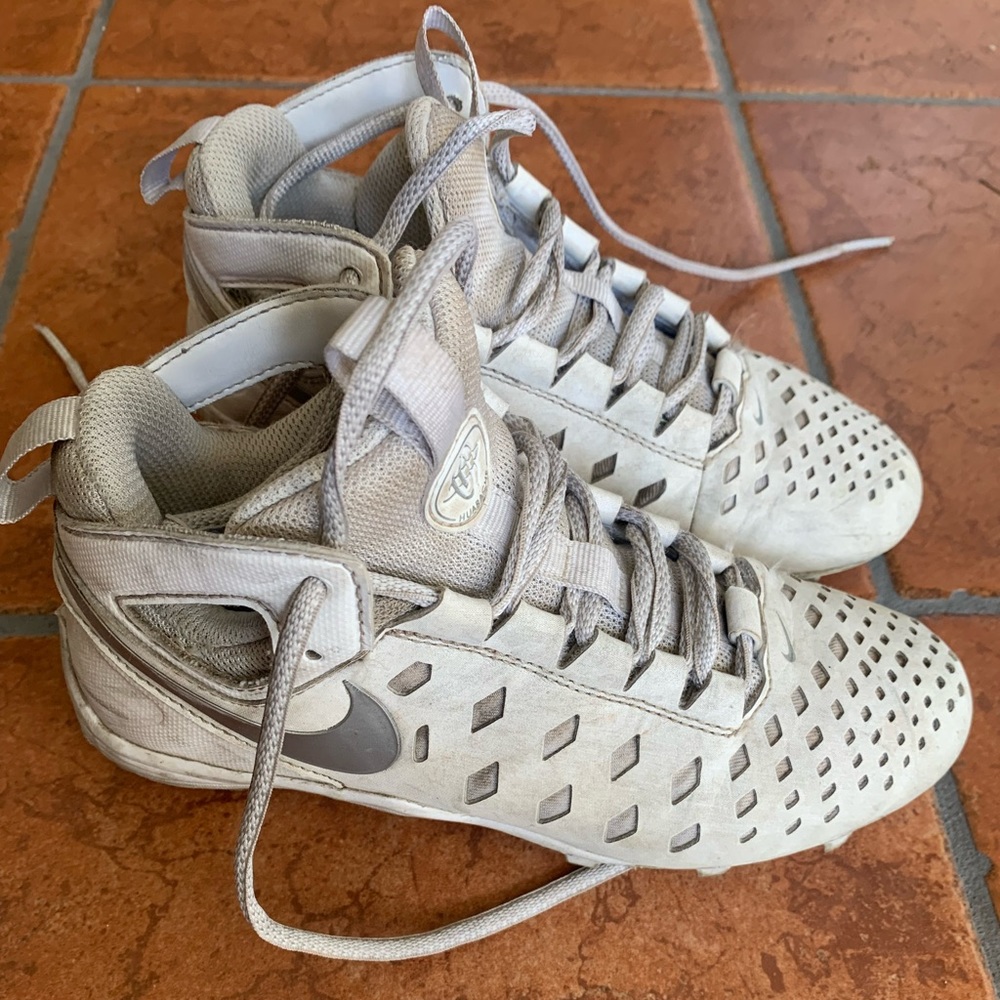 Nike Alpha Huarache 5 youth lacrosse cleats
